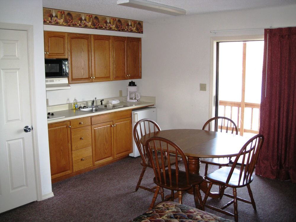 Country Inn Lake Resort Хот Спрингс Екстериор снимка
