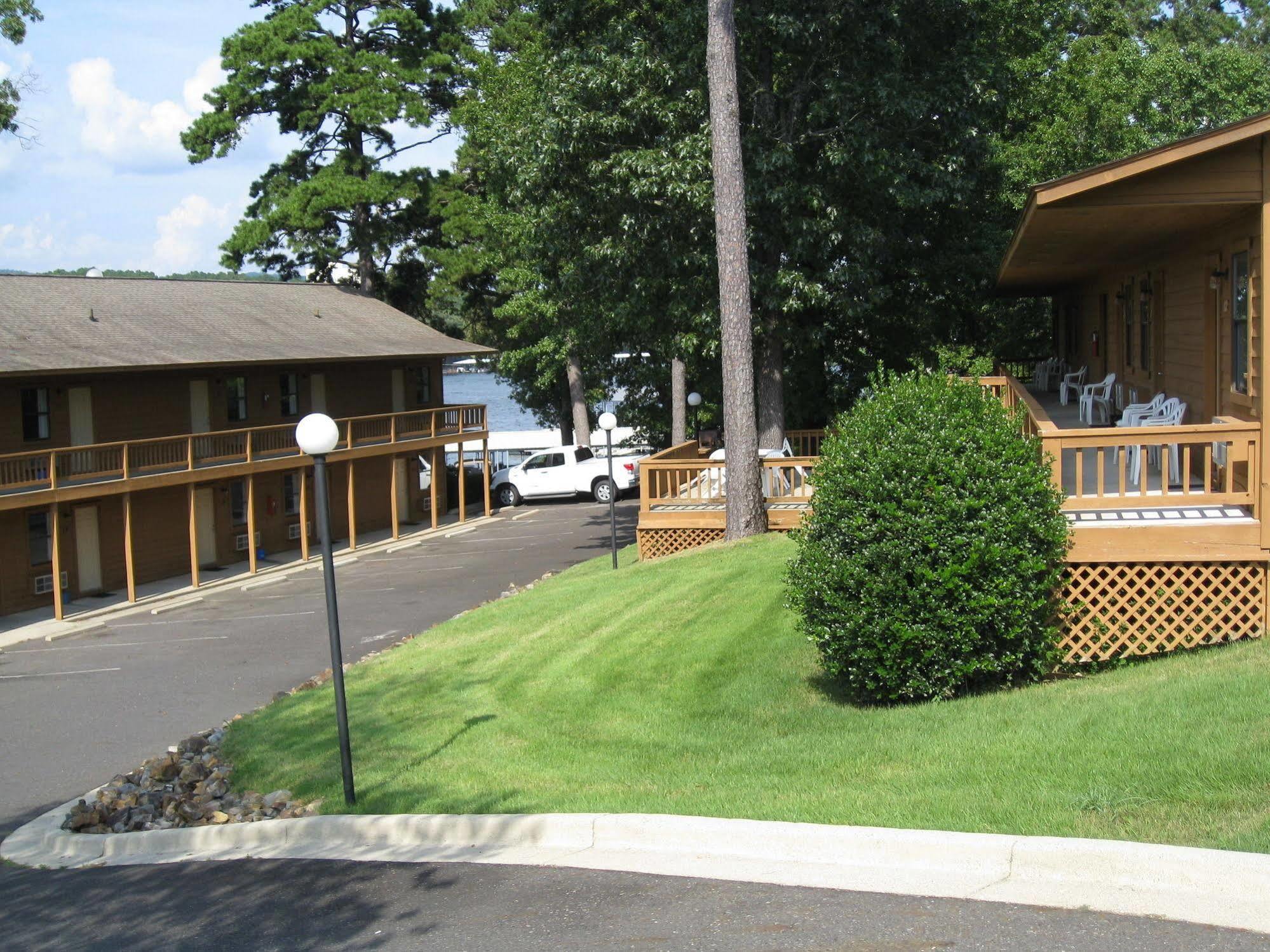 Country Inn Lake Resort Хот Спрингс Екстериор снимка