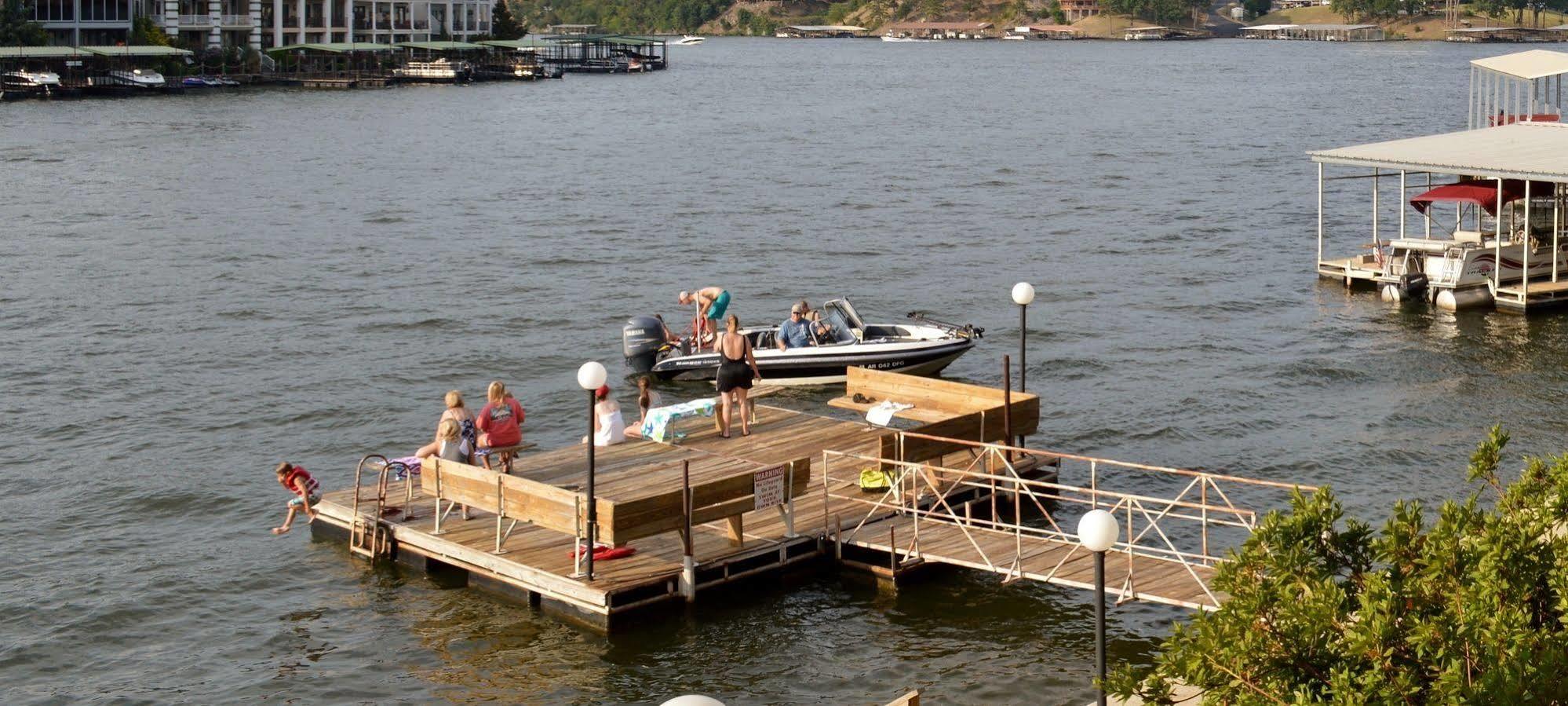 Country Inn Lake Resort Хот Спрингс Екстериор снимка